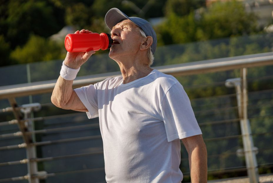 Hiponatremia, otro problema de salud frecuente (y desconocido) de las olas de calor