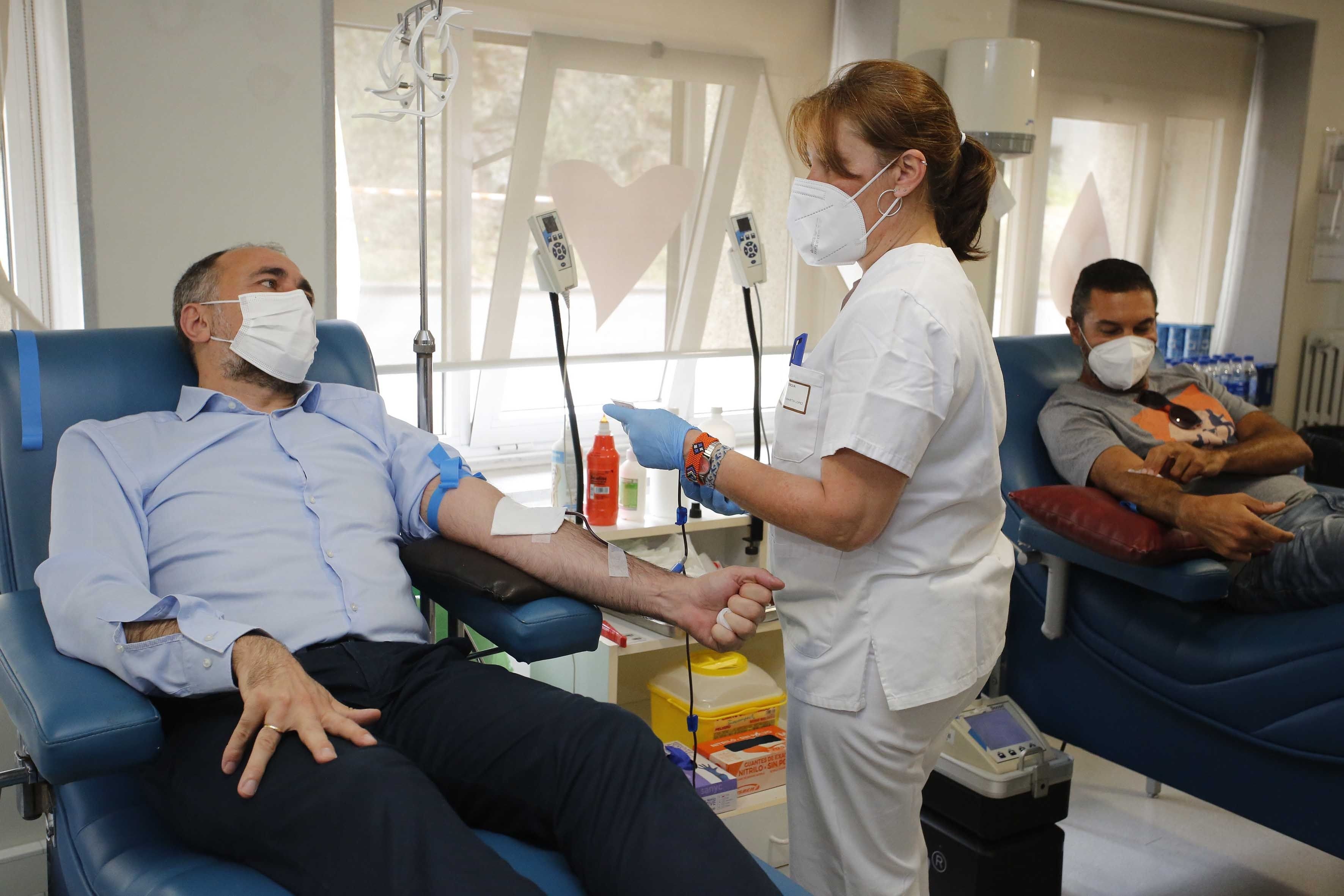 Sanidad hace un llamamiento a donar sangre durante el verano
