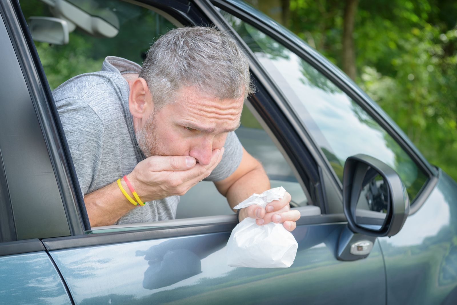 ¿Te mareas en el coche? Sigue estos consejos para evitarlo