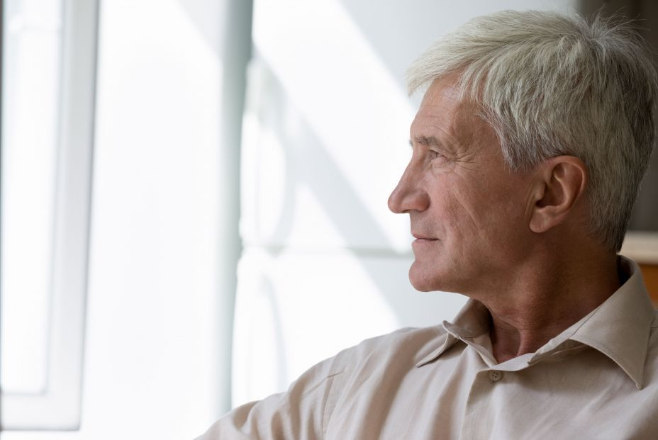 La autorreflexión reduce el riesgo de padecer demencia y mejora la cognición de las personas mayores