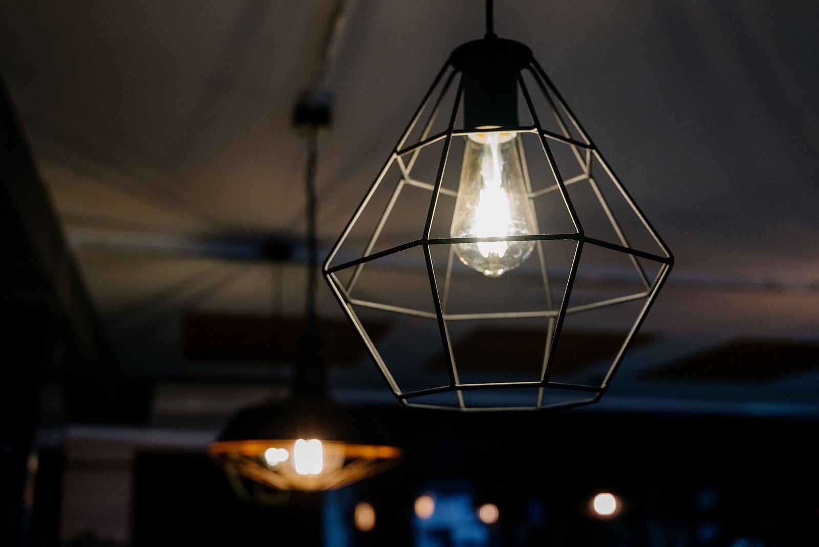 El precio de la luz baja un 5,5% este viernes El precio de la luz baja un 5,5% este viernes