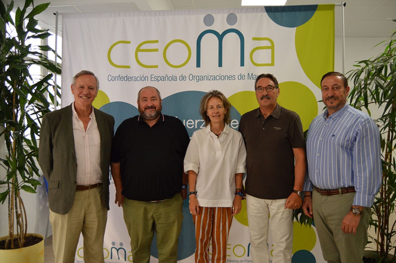 CEOMA y las patronales celebrarán encuentros mensuales sobre las necesidades de los mayores