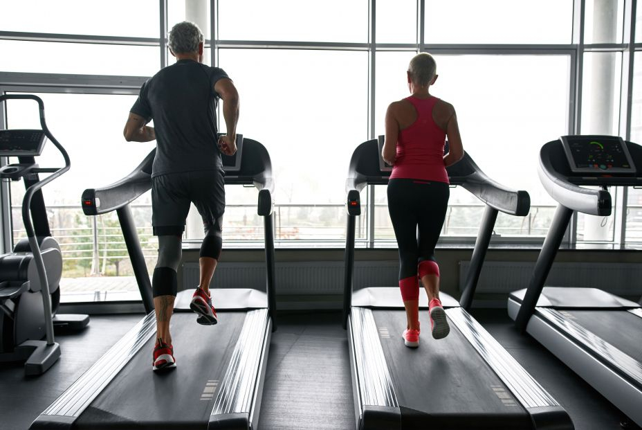 Hacer más ejercicio de lo recomendado podría alargar la vida, según un estudio. Foto: Bigstock