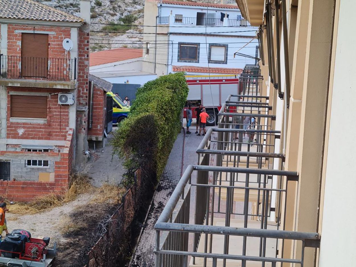 Evacuada una residencia de mayores en Alcalá del Júcar (Albacete) tras un incendio