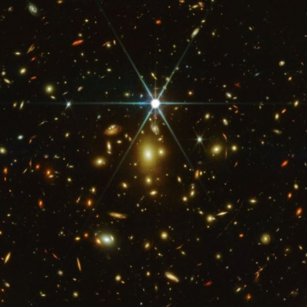 Webb capta la estrella conocida más lejana en el universo