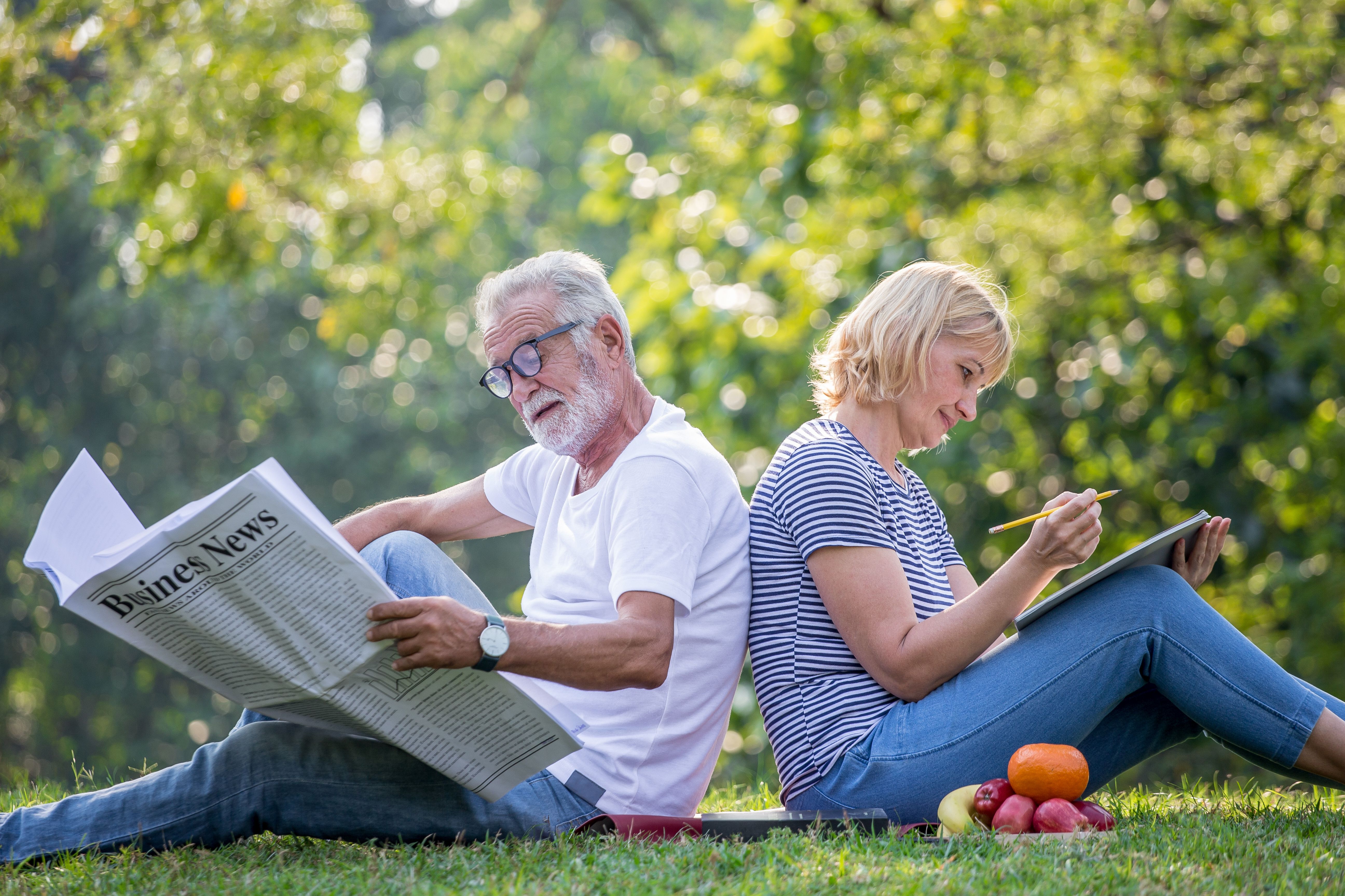 Leer, bailar o visitar a la familia: actividades que reducen el riesgo de padecer demencia