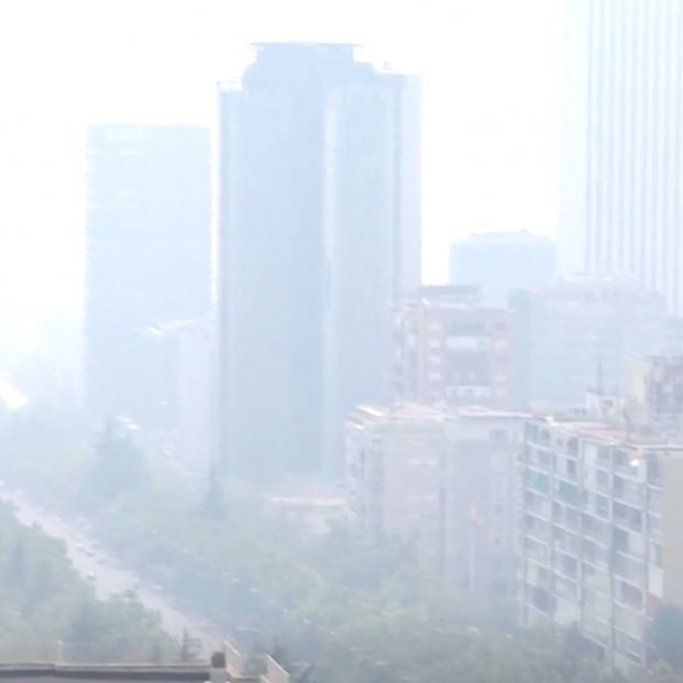 ¿Por qué huele a humo en Madrid?
