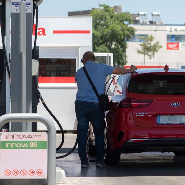 Cómo saber qué cantidad de gasolina has pagado realmente con el descuento del Gobierno