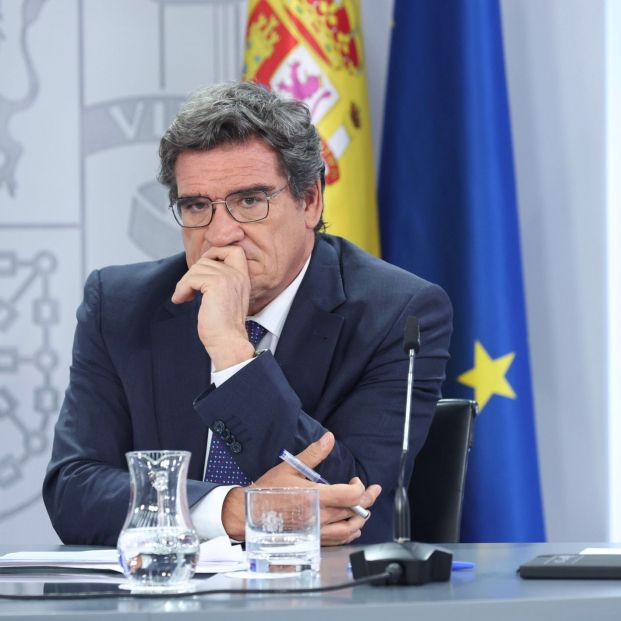 Escrivá: "Las pensiones subirán con el IPC, aunque la inflación sea del 8%" Escrivá: "Las pensiones subirán con el IPC, aunque la inflación sea del 8%"