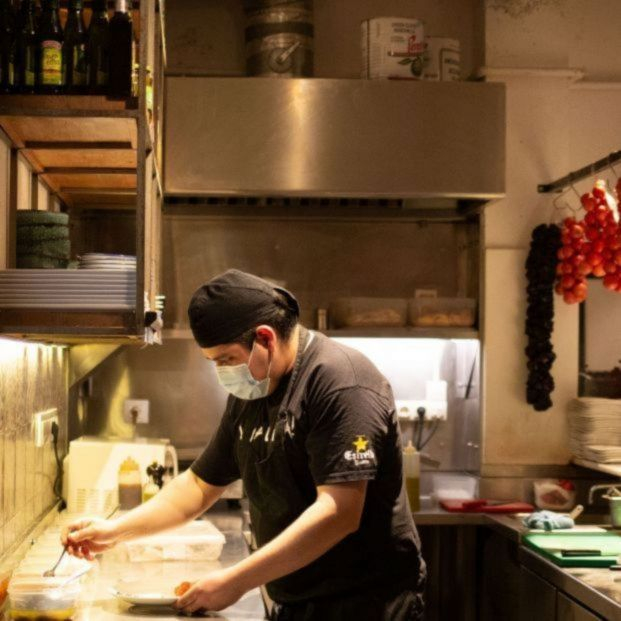 camarero cocinero barcelona