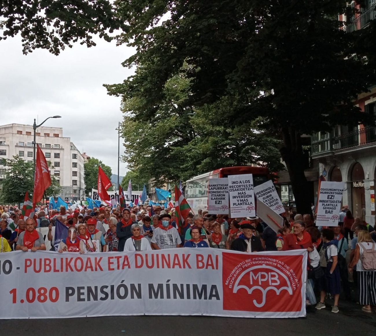 Movimiento Pensionista de Bilbao: "Hay que seguir luchando por unas pensiones públicas dignas"