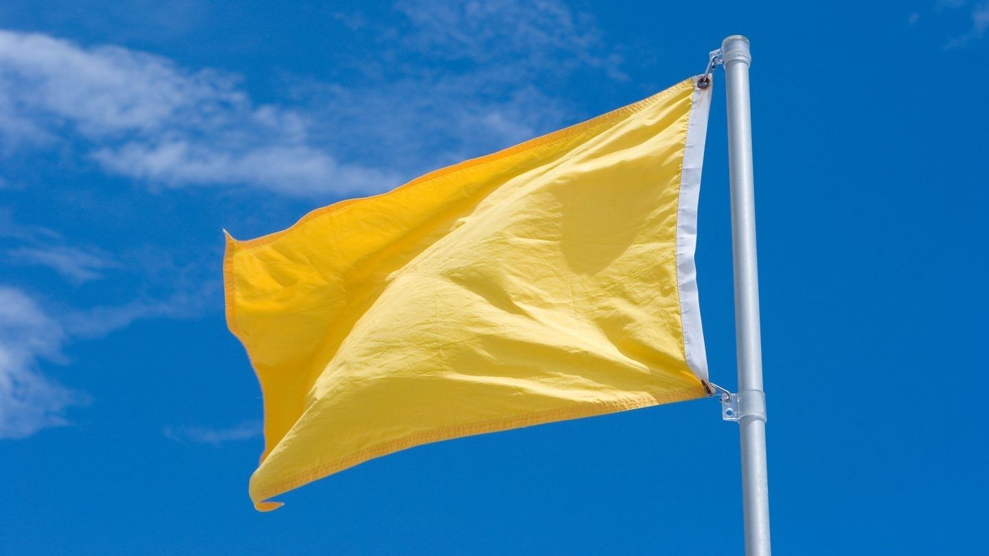 EuropaPress 3237789 bandera amarilla pide precaucion bano