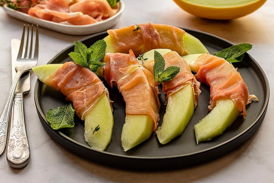 Receta de melón con jamón, un clásico de nuestra gastronomía que nunca falla. Foto: Bigstock