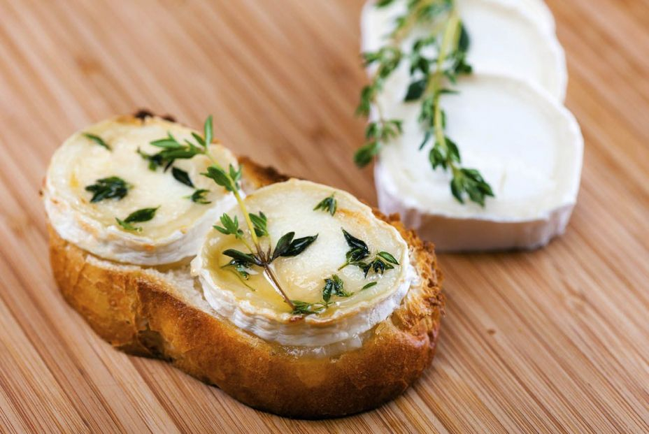 Tosta de queso de cabra al horno. Foto: bigstock