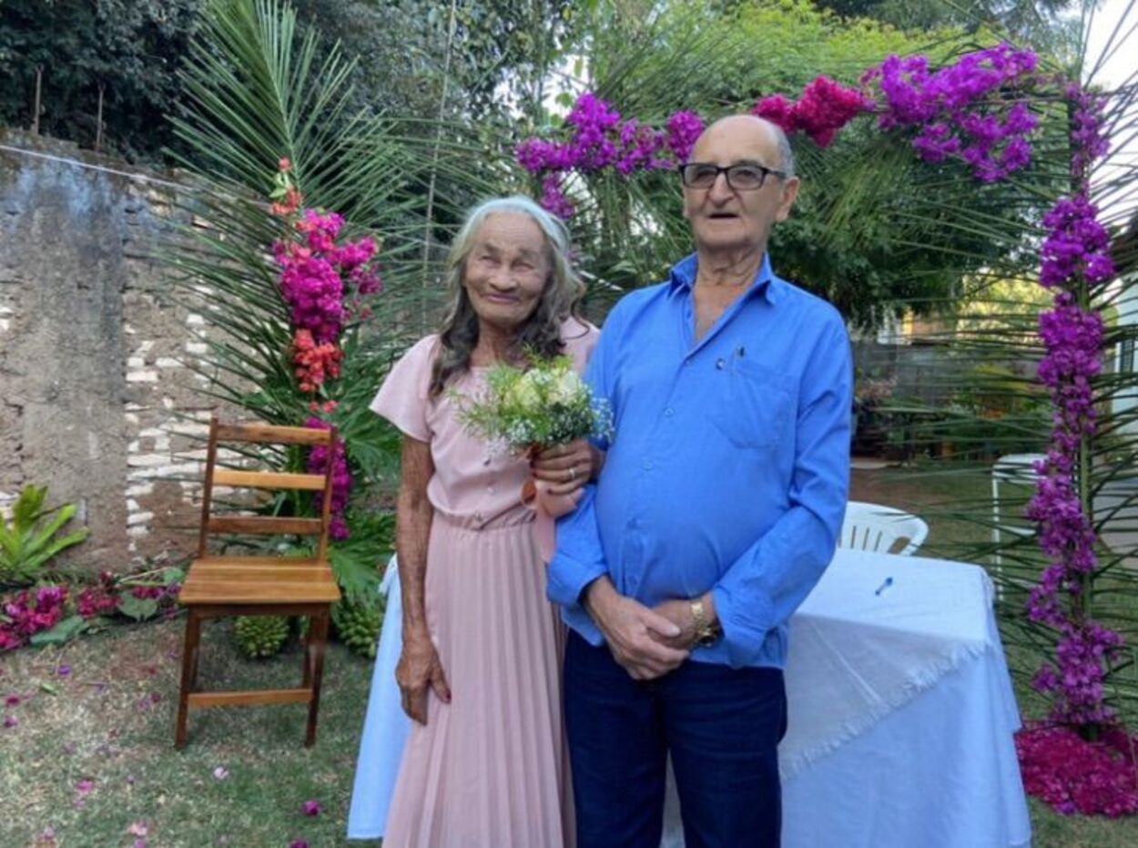 María y Sebastiao, la pareja de 78 y 92 años que acaba de casarse: "El amor no tiene edad"