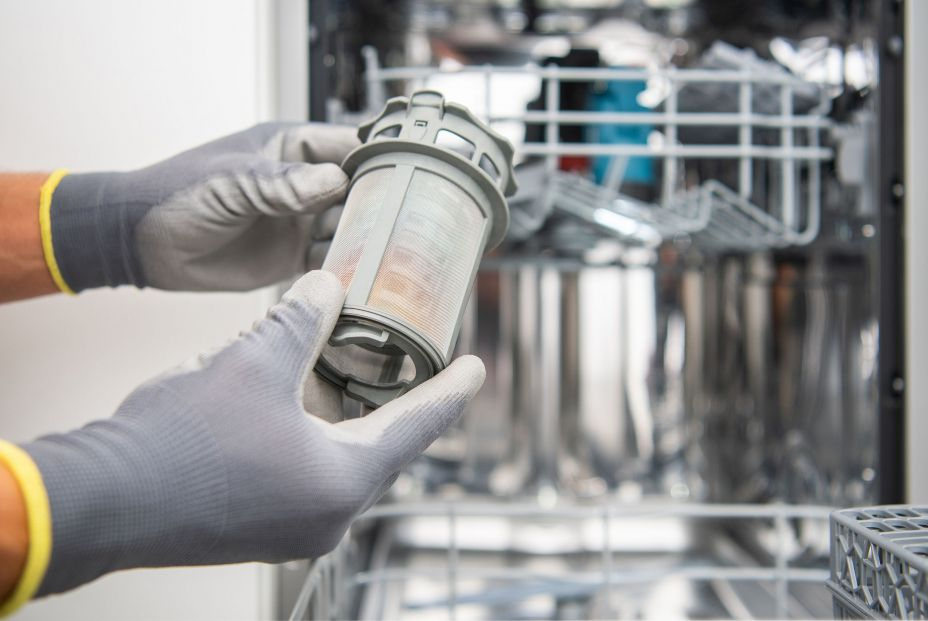 Nevera, lavavajillas, microondas… ¿Cada cuánto debemos limpiar los electrodomésticos? Nevera, lavavajillas, microondas… ¿Cada cuánto debemos limpiar los electrodomésticos?