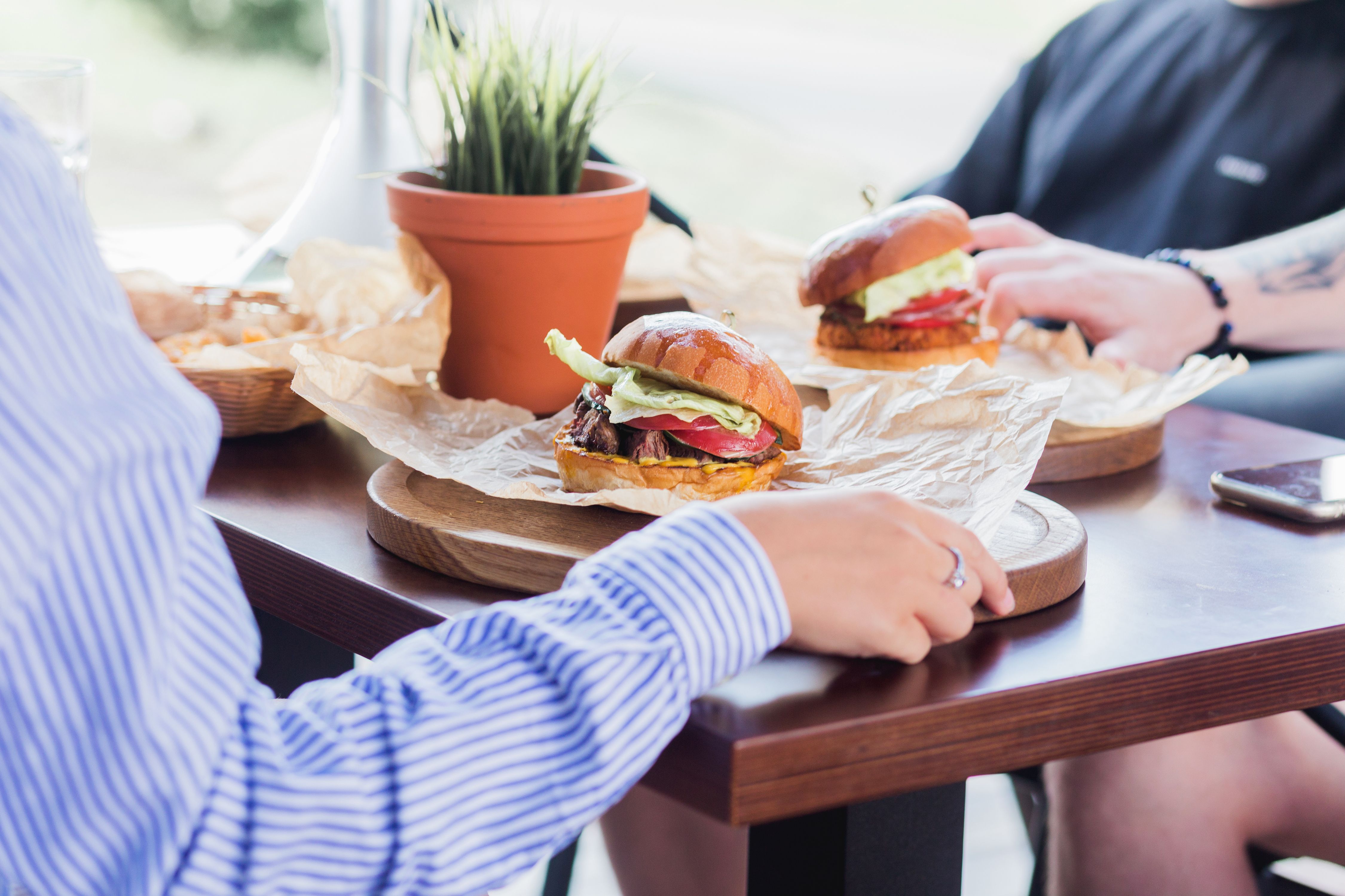 Los españoles engordan entre 3 y 5 kilos en verano