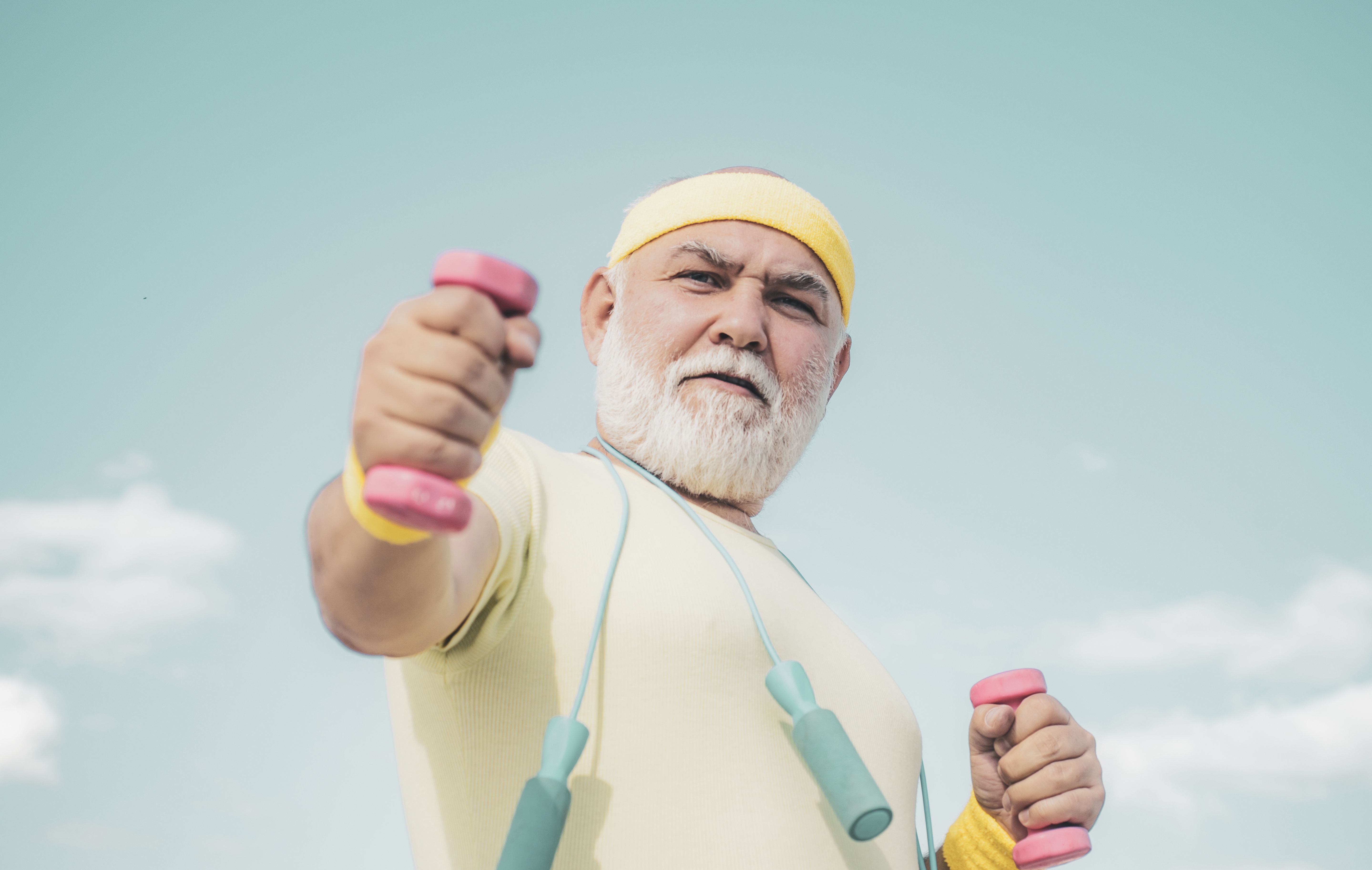 La actividad física puede ser más importante que los genes para la longevidad, según un estudio. Foto: Bigstock