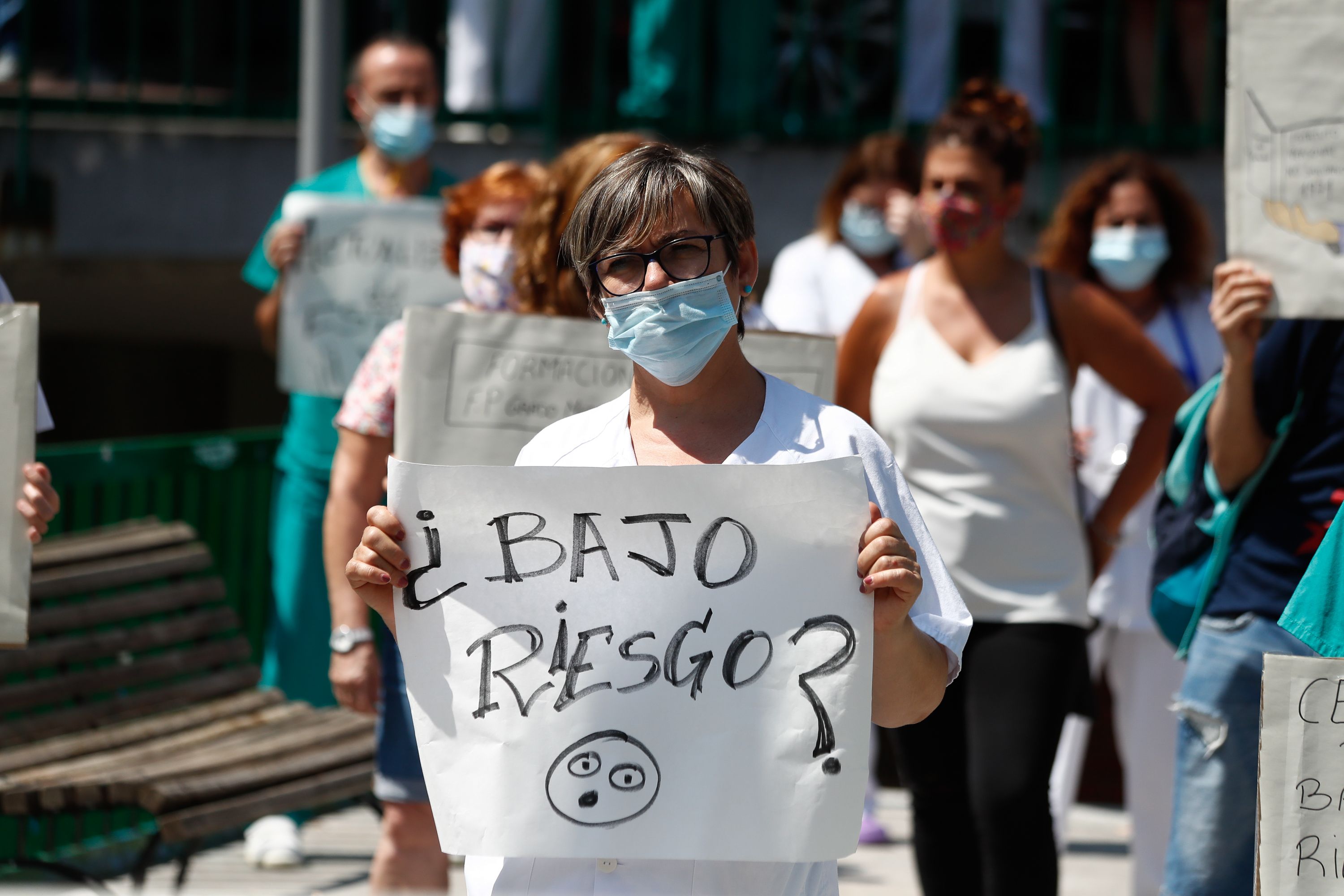 Sanitarios cargan contra la reforma de pensiones de Escrivá