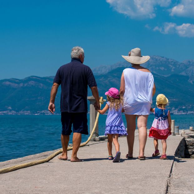 El contacto con los nietos rejuvenece a sus abuelos