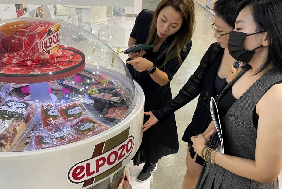 El Pozo Alimentación participa en la feria de alimentos más grande del sudeste asiático. Foto El Pozo/Europa Press El Pozo Alimentación participa en la feria de alimentos más grande del sudeste asiático. Foto El Pozo/Europa Press
