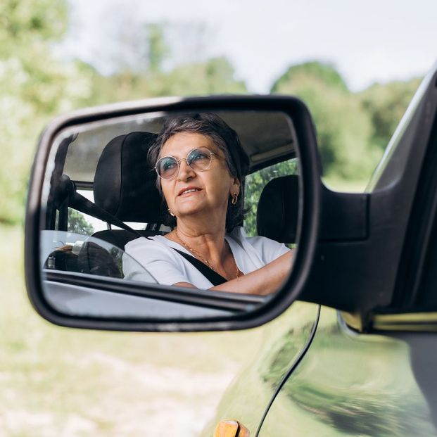 ¿Cuándo se renueva el carnet de conducir a partir de los 70 años? Foto: Bigstock