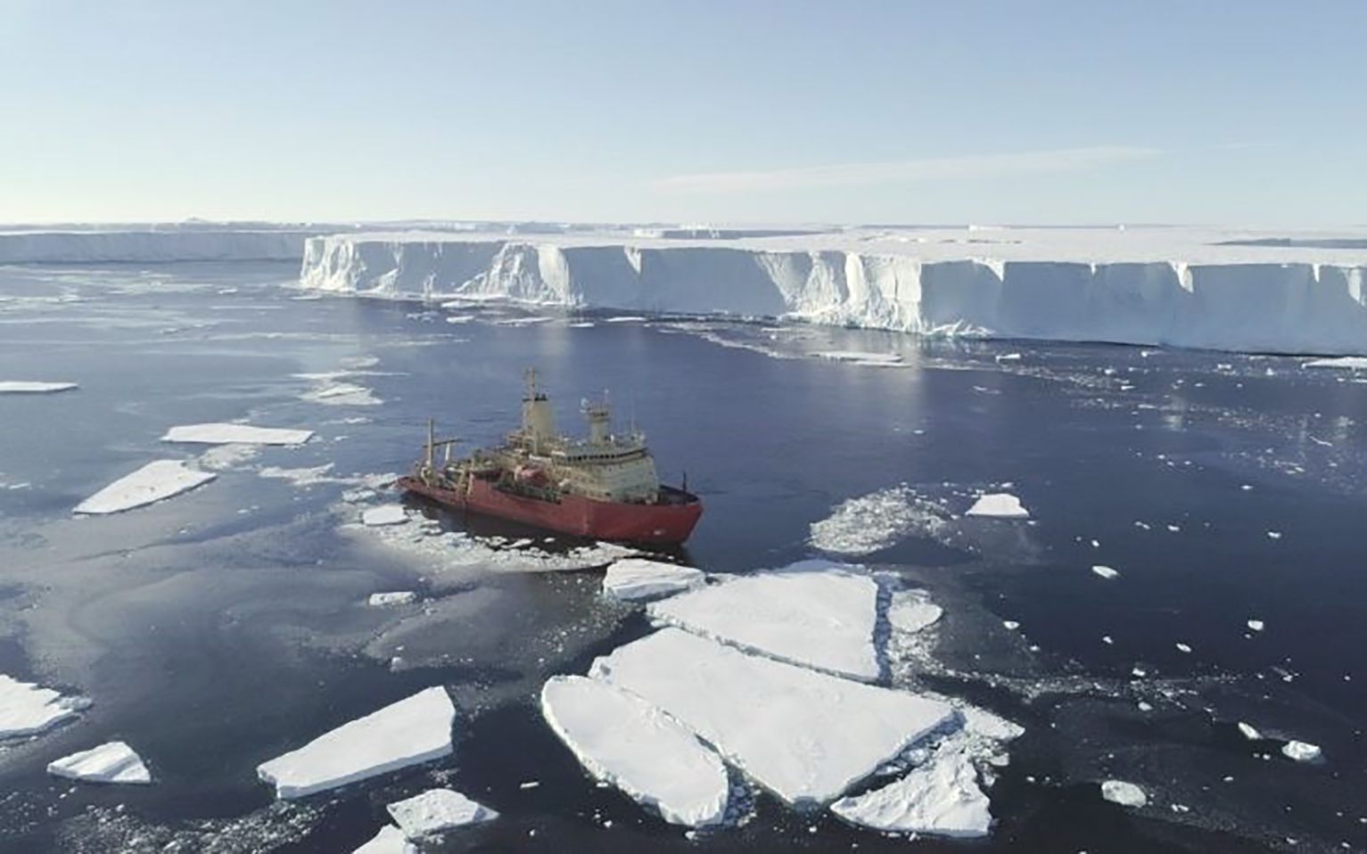 EuropaPress 3307091 equipo investigacion examino lecho marino cerca glaciar thwaites rv EuropaPress 3307091 equipo investigacion examino lecho marino cerca glaciar thwaites rv