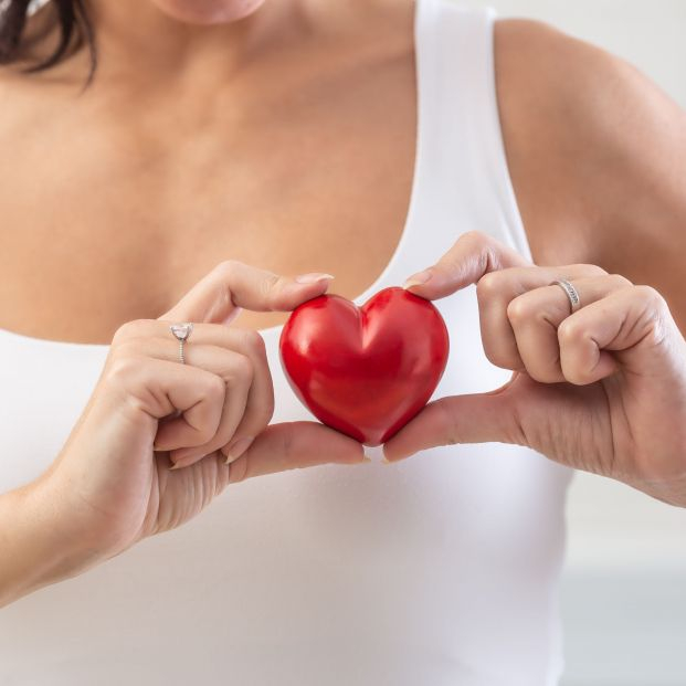 Elaboran una guía de rehabilitación cardiaca para mejorar la longevidad y calidad de vida en mujeres. Foto: Bigstock