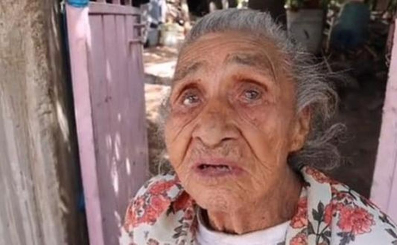 VÍDEO: La triste historia de Isabel, una mujer de 97 años que se siente abandonada por sus 16 hijos VÍDEO: La triste historia de Isabel, una mujer de 97 años que se siente abandonada por sus 16 hijos