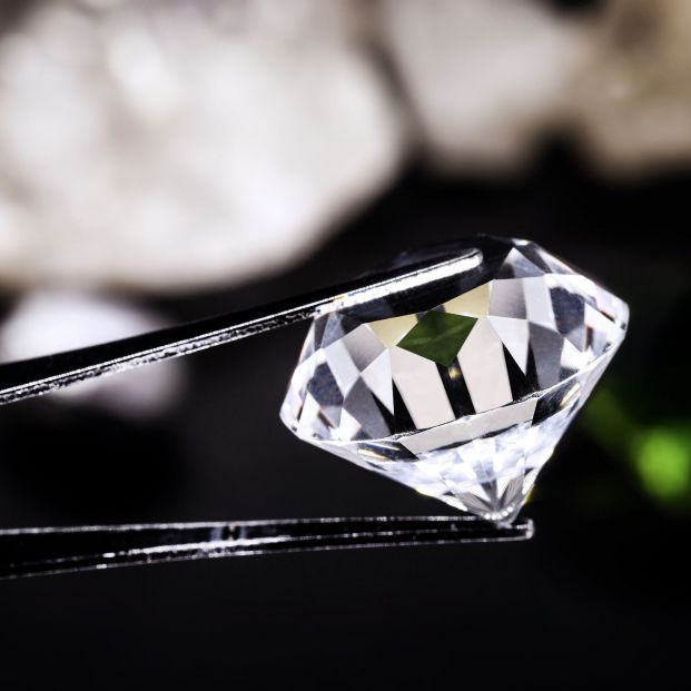 Diamantes espaciales: hallan esta piedra preciosa en un meteorito que colisionó con un planeta enano