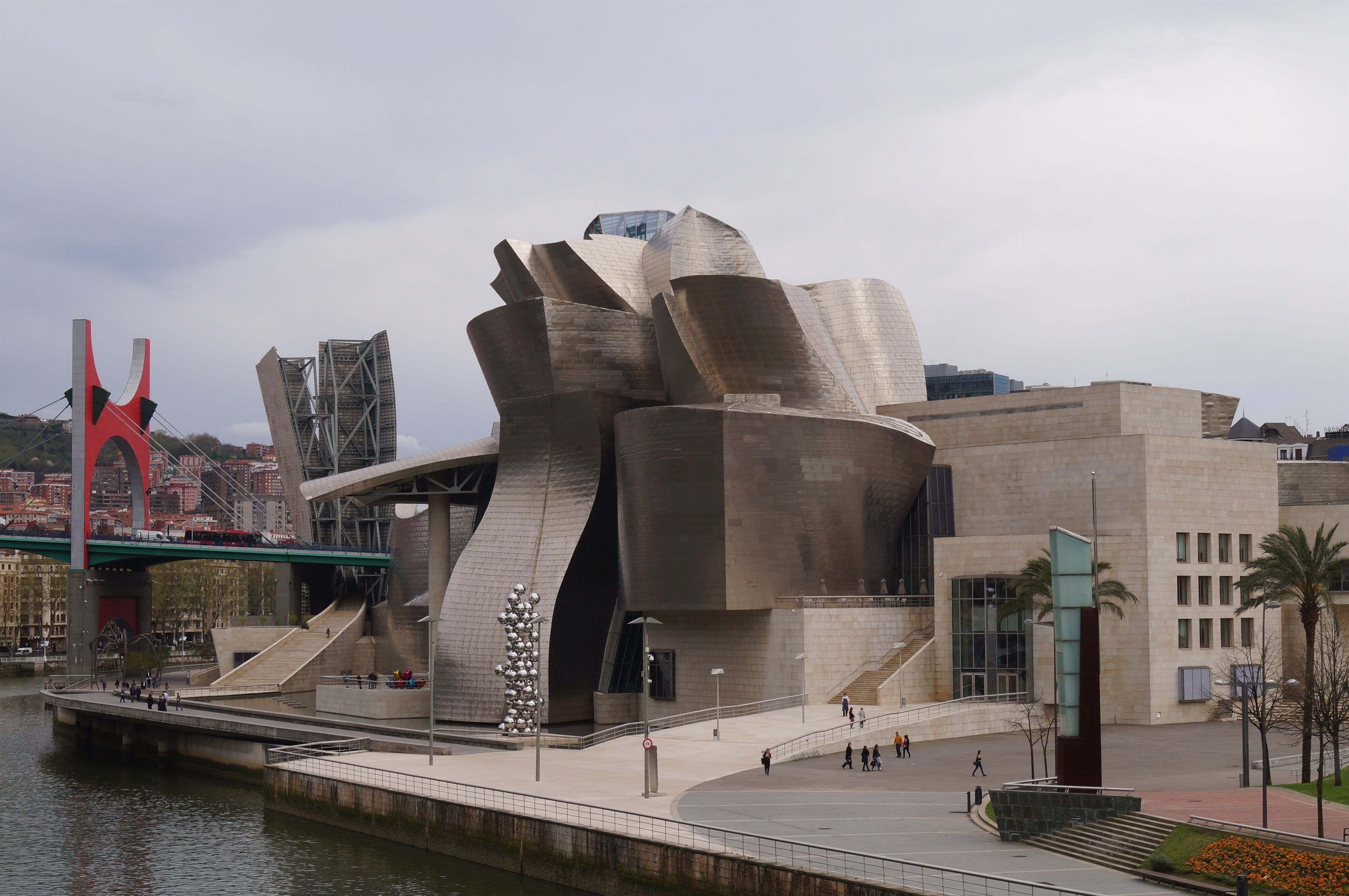 Esta es la oferta especial que ofrece el Guggenheim Bilbao para el verano