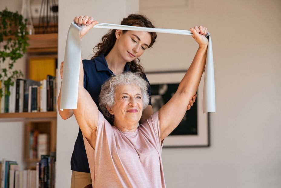 Los mejores ejercicios para recuperar masa muscular en personas mayores. Foto: BIgstock