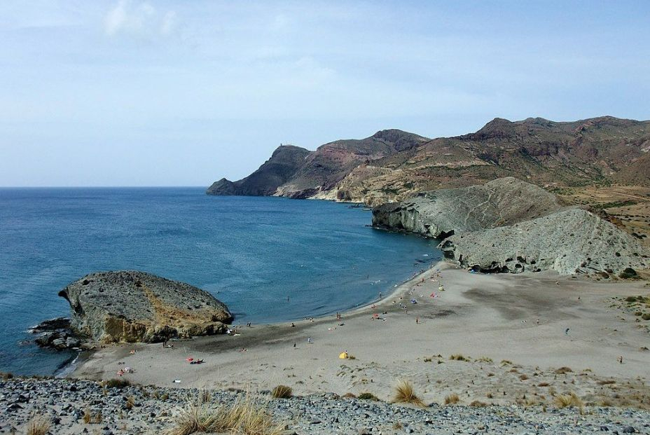 Playa de Mónsul. Foto Wikipedia