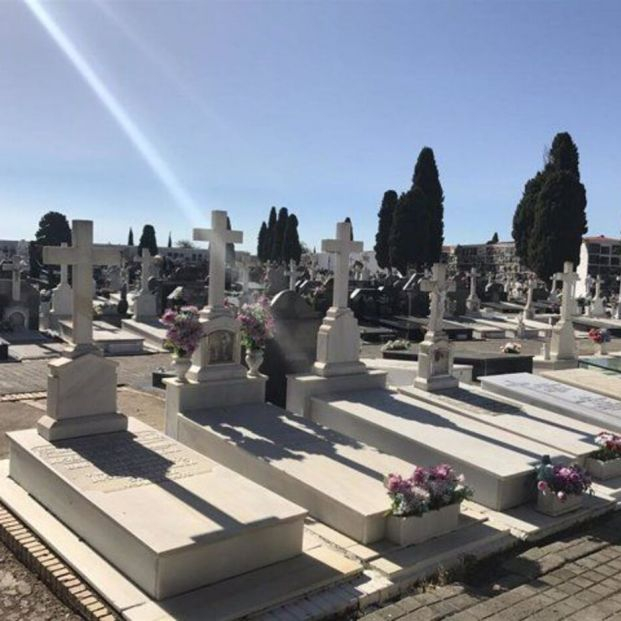 Muere de un infarto al enterarse de la muerte de su madre Muere de un infarto al enterarse de la muerte de su madre