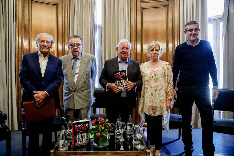 Fernando Jáuregui presenta su libro 'La foto del Palace'. Foto: Europa Press
