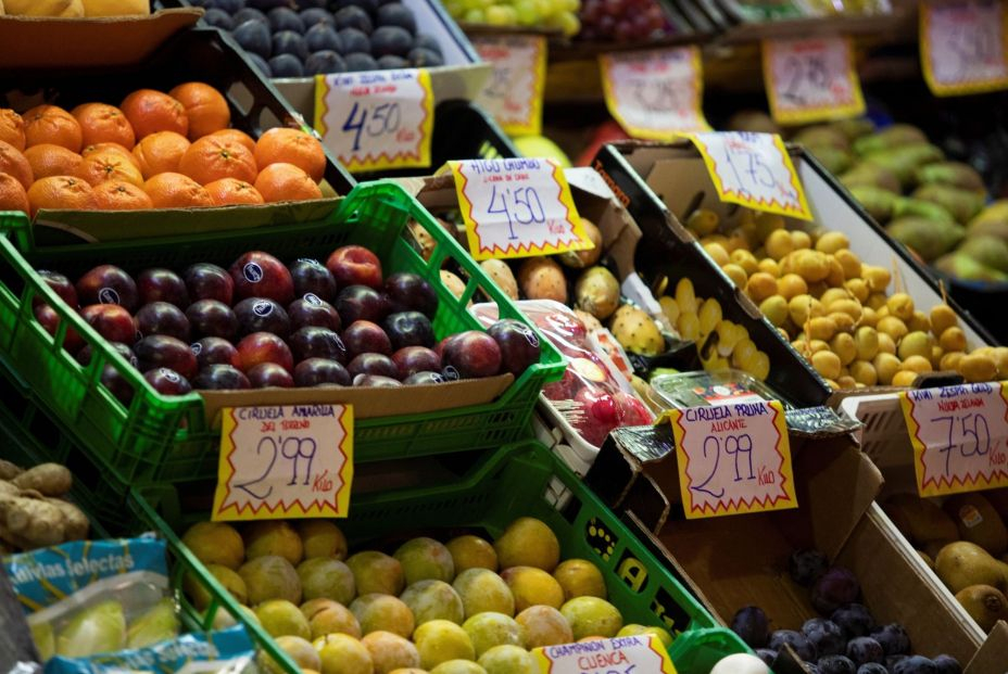 europa press puesto frutas mercado abastos