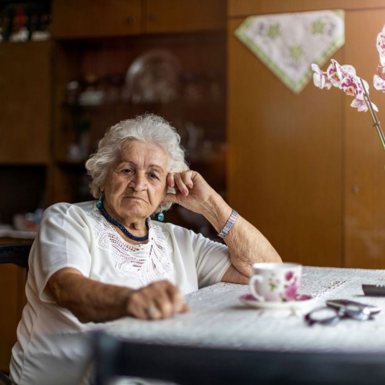 La PMP quiere que se compense a las mujeres mayores tras una vida dedicada a los cuidados