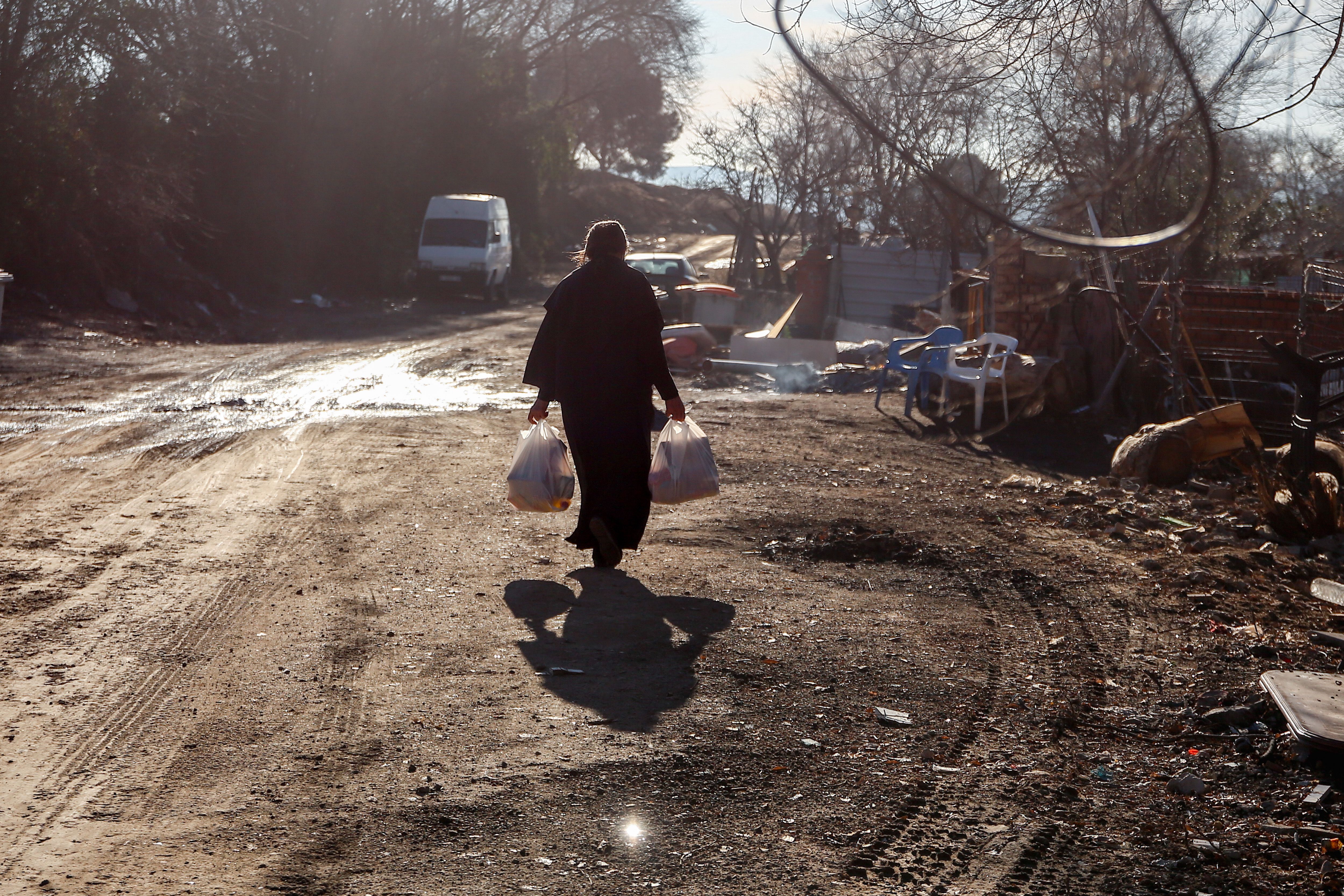 Dos años sin luz en la Cañada Real: "Nos sentimos totalmente abandonados"