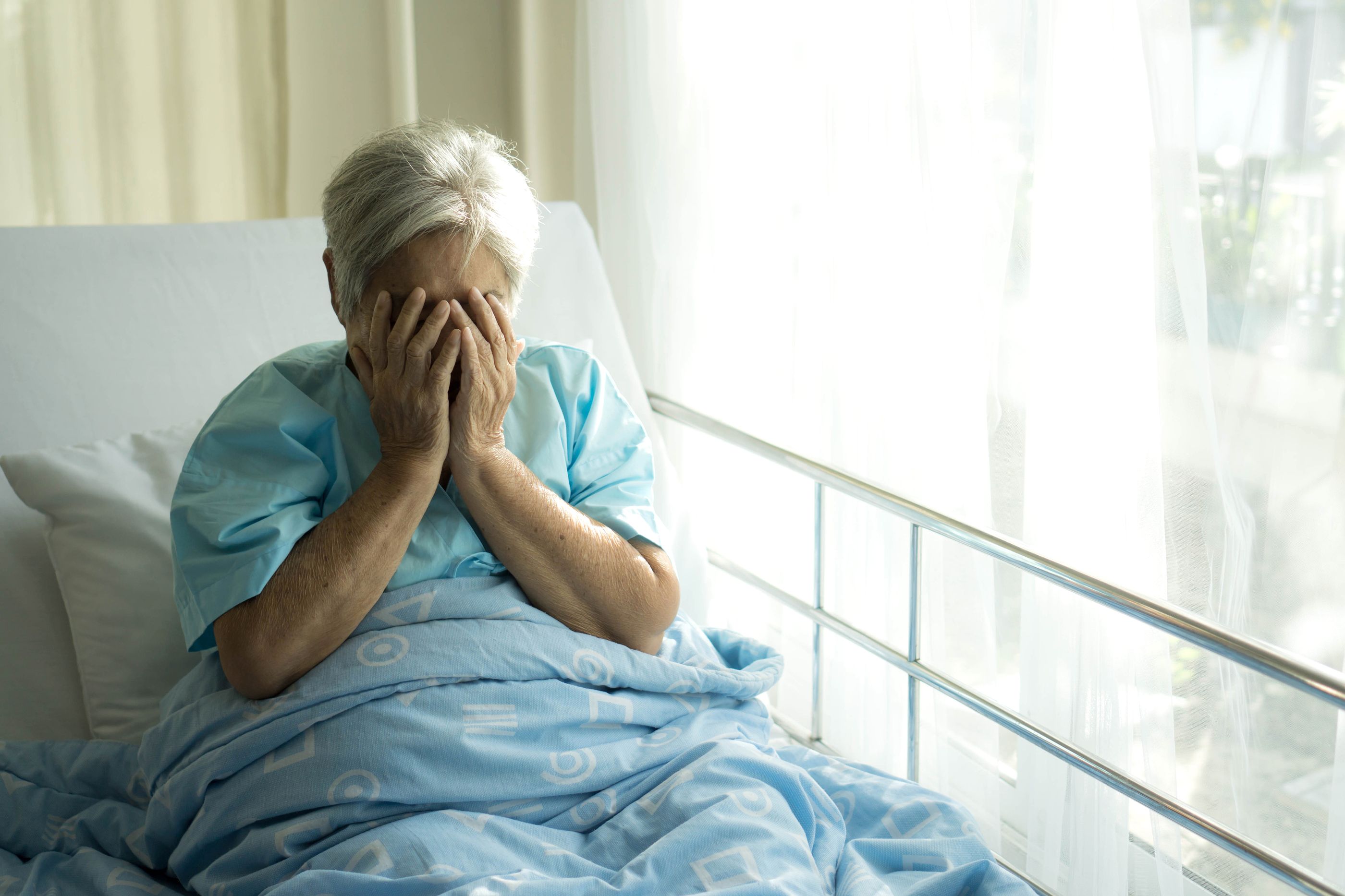 Maltrato a mayores. "¿Por qué me pegáis tanto?", gritaba una mujer de 94 años mientras la maltrataban en una residencia