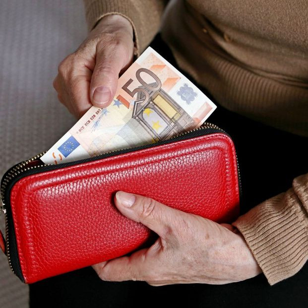 El Gobierno confirma que las pensiones subirán en torno al 8,5% en 2023