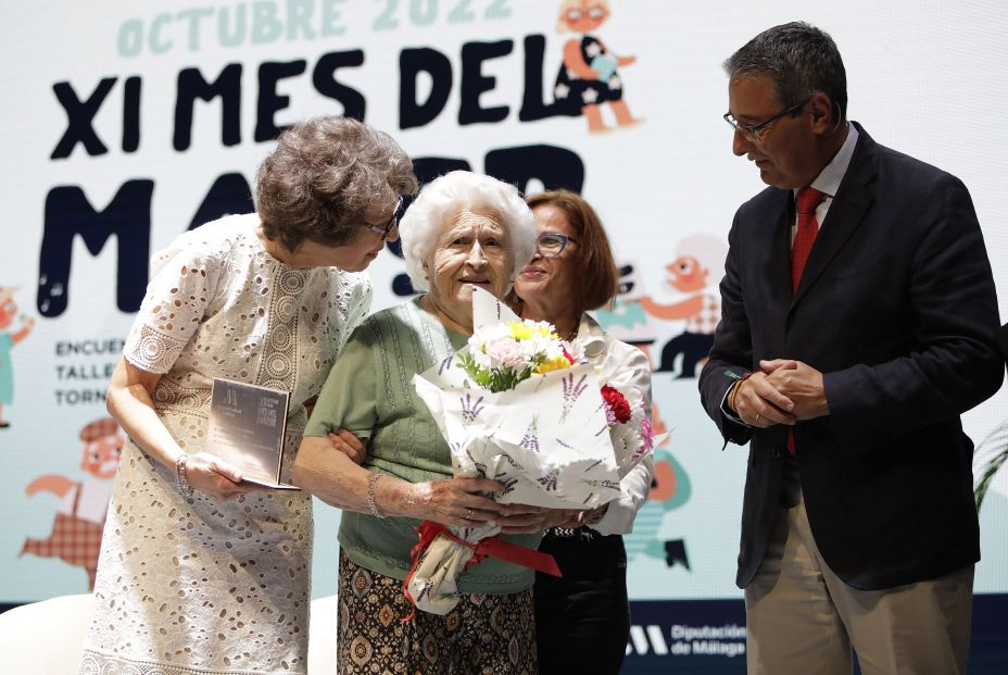 Málaga homenajea a 17 mayores centenarios por su "esfuerzo, dedicación y lucha" durante toda su vida. Foto: Diputación de Málaga