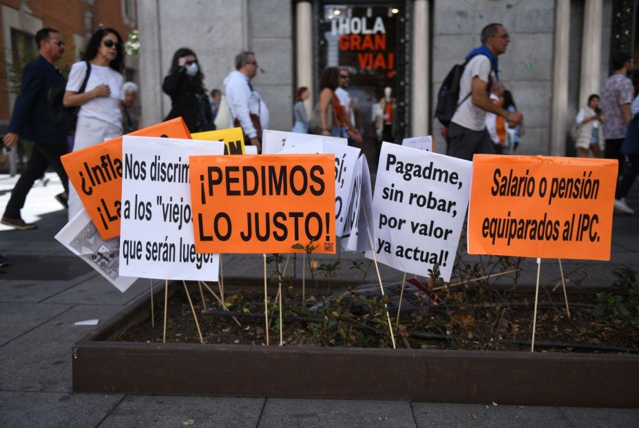 Las pensiones mínimas deben subir con el IPC en 2023, pero el resto no, advierte el Banco de España