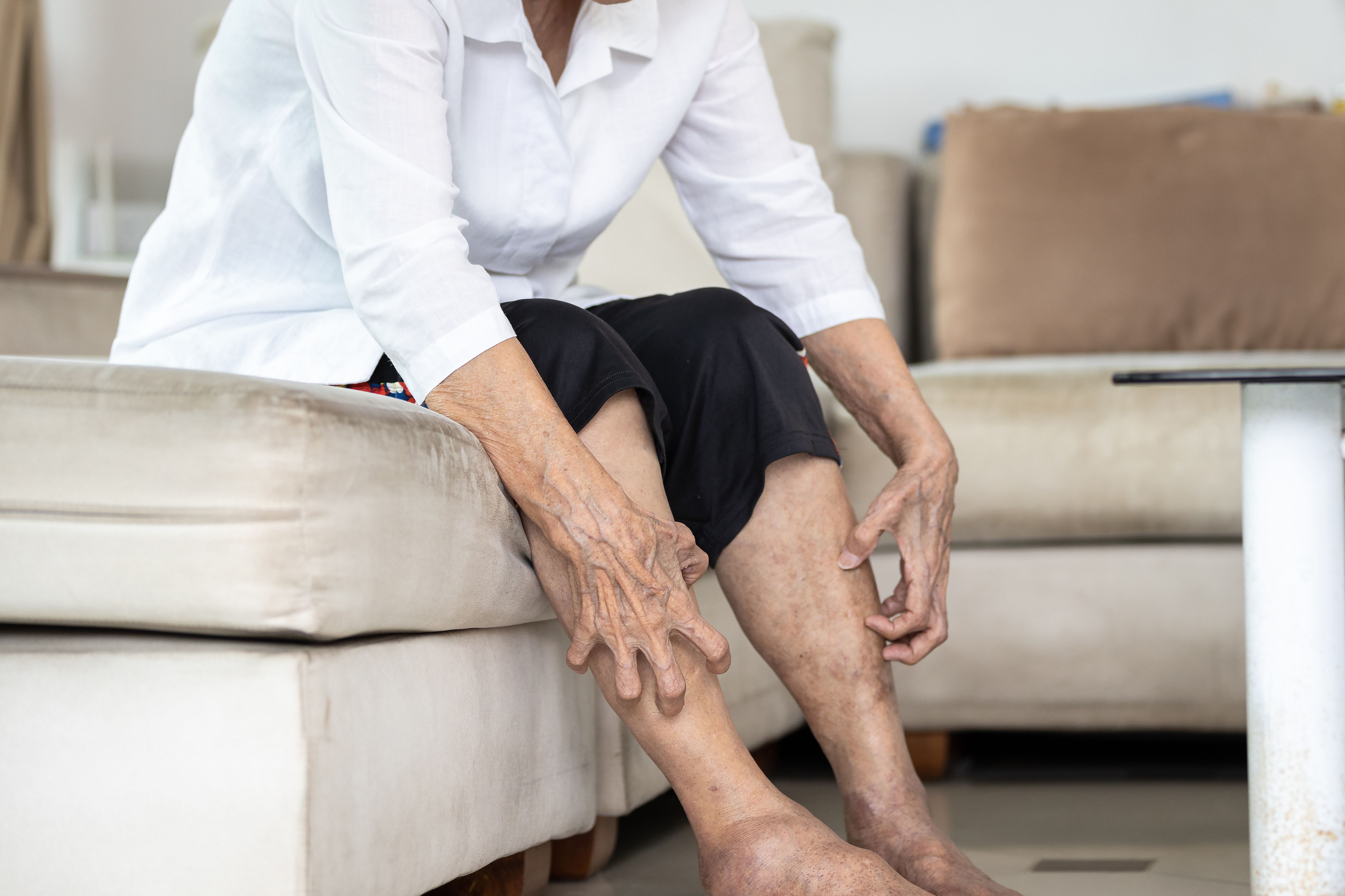 ¿Por qué las personas mayores tienen un riesgo más alto de sufrir lesiones en la piel?
