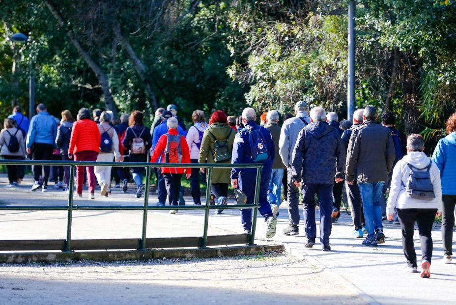 Zaragoza reinicia su exitoso programa para mayores 'Quedadas Activas' con rutas por zonas verdes