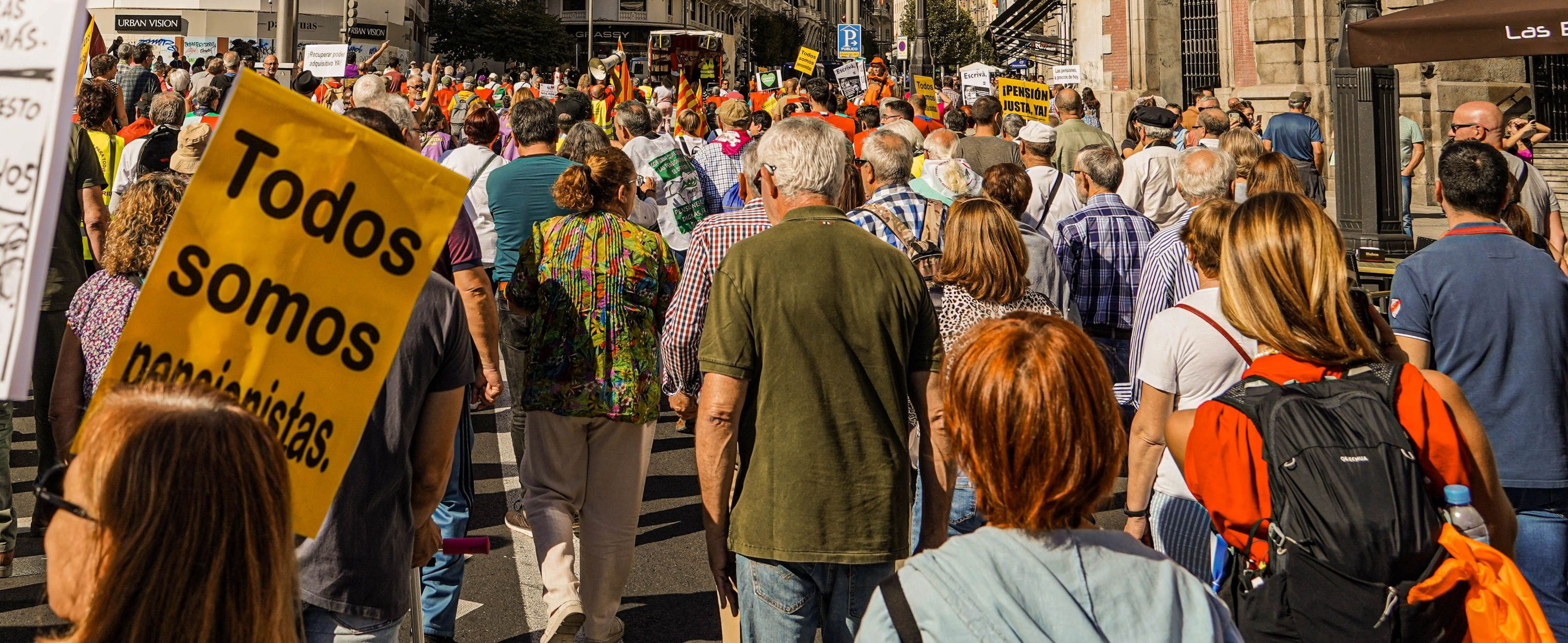 ¿Riesgo de conflicto entre generaciones por las pensiones? Los expertos lo descartan