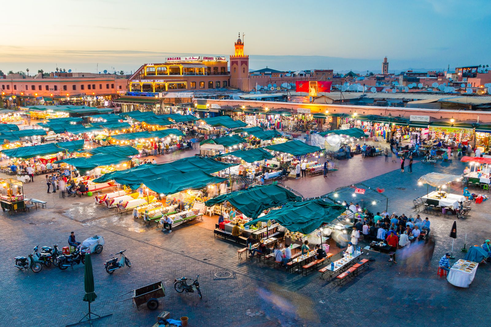 La plaza Jemaa el-Fna de Marrakech (Bigstock)