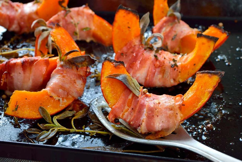 Receta de calabaza asada con bacón. Foto: Bigstock