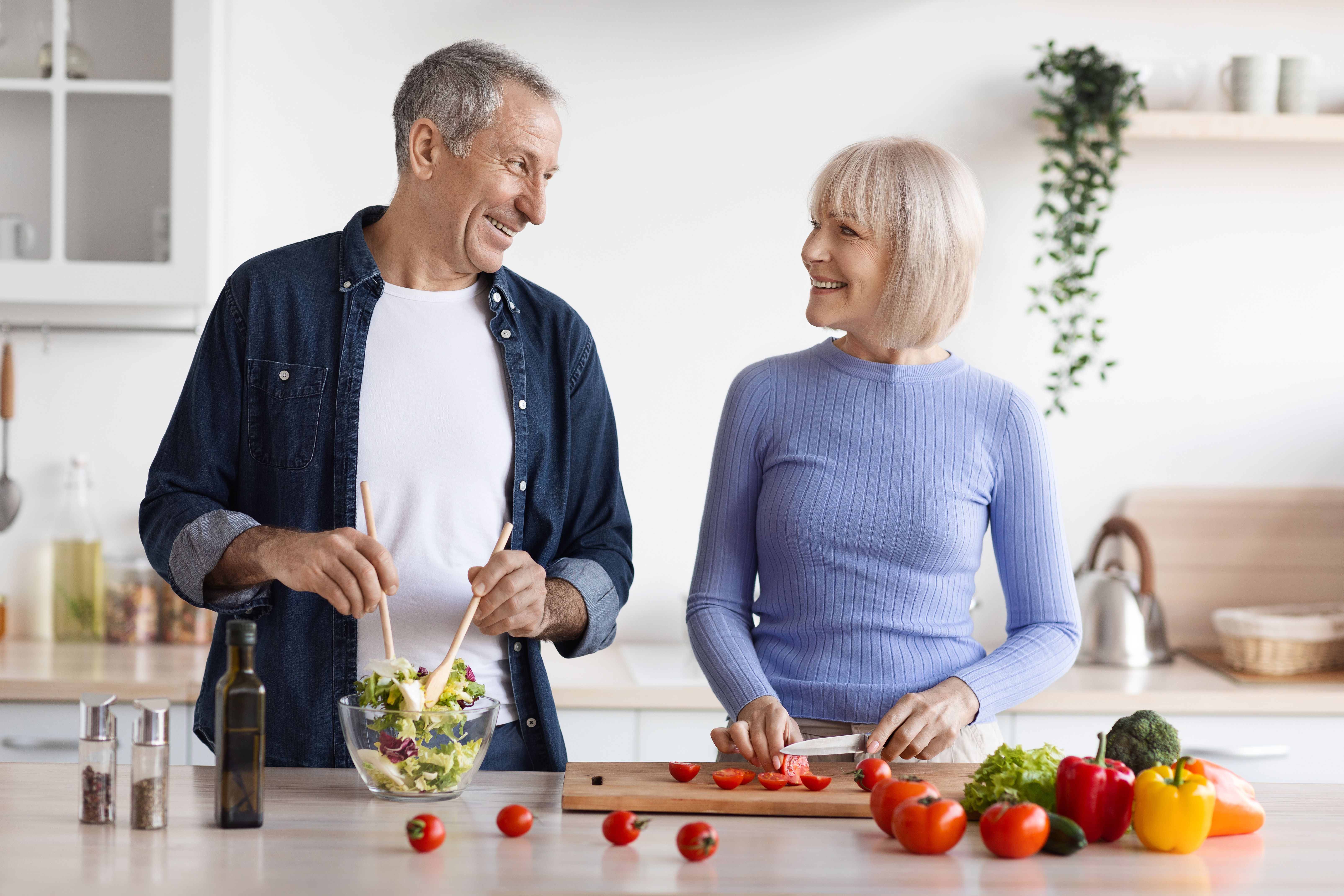 Los alimentos que no pueden faltar en nuestra dieta, según las nuevas recomendaciones de la AESAN. Foto: Bigstock