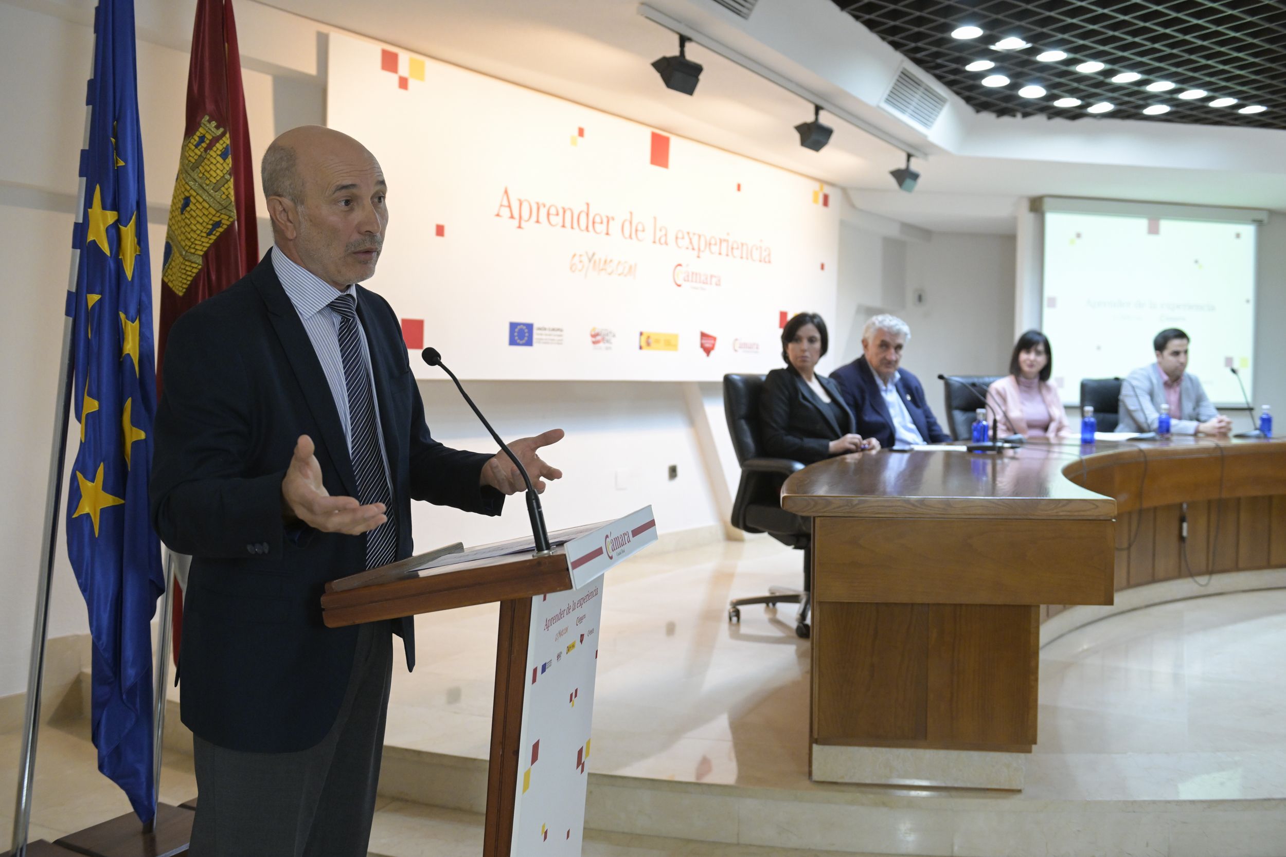 José Luis Cabezas: “Los jóvenes deben tomar de los sénior aquello que creen que les puede servir”