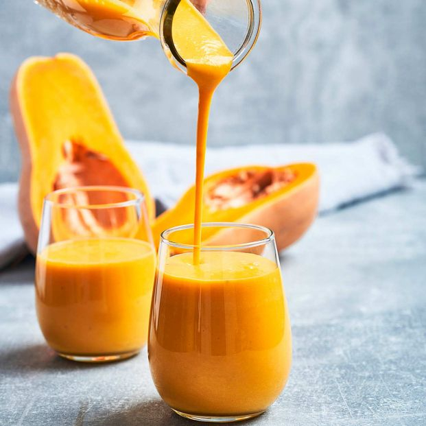 Smoothie de calabaza con manzana y jengibre. Foto: Bigstock